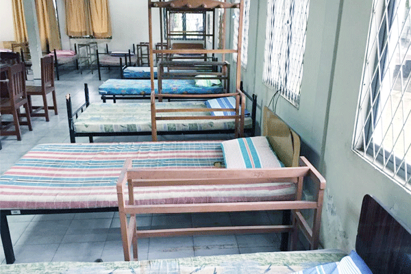 කොවිඩ් ආසාදිතයින් සඳහා රත්මලාන ආරම්භ කළ ප්‍රතිකාර මධ්‍යස්ථානය 