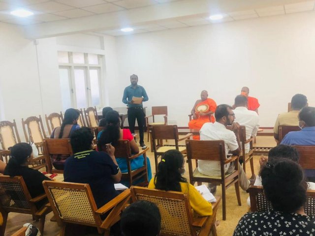 ආර්ථික පුනර්ජීවන කමිටුව පරමධම්ම චේතිය පිරිවෙණ (රත්මලාන)