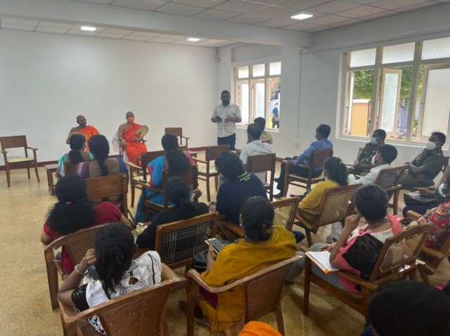 ආර්ථික පුනර්ජීවන කමිටුව පරමධම්ම චේතිය පිරිවෙණ (රත්මලාන)
